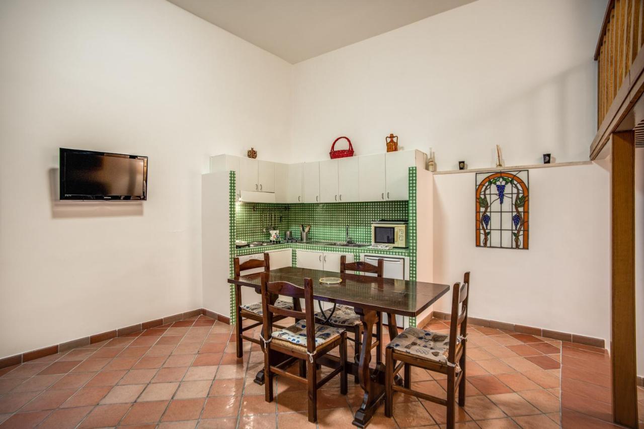 Le Case Di Andrea - Nel Cuore Di Trastevere Rom Exterior foto