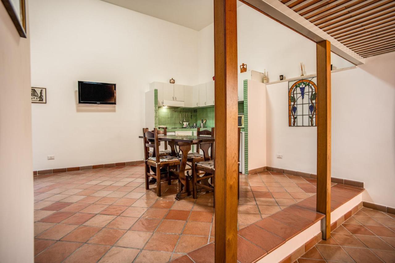 Le Case Di Andrea - Nel Cuore Di Trastevere Rom Exterior foto